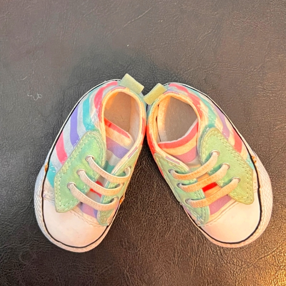 Converse All star for baby girl. Size 2